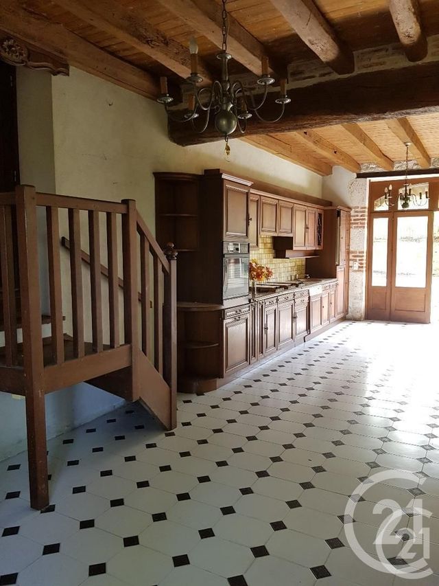 maison à vendre - 7 pièces - 197.5 m2 - ST LAURENT NOUAN - 41 - CENTRE - Century 21 Girault Immobilier maison à vendre - 7 pièces - 197.5 m2 - ST LAURENT NOUAN - 41 - CENTRE - Century 21 Girault Immobilier