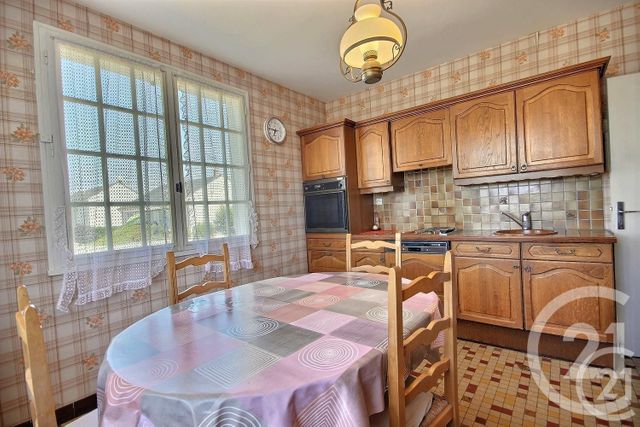 maison à vendre - 5 pièces - 115.0 m2 - MER - 41 - CENTRE - Century 21 Girault Immobilier maison à vendre - 5 pièces - 115.0 m2 - MER - 41 - CENTRE - Century 21 Girault Immobilier