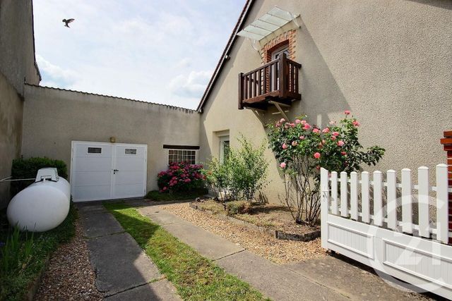 Afficher la photo en grand maison à vendre - 4 pièces - 102.81 m2 - DHUIZON - 41 - CENTRE - Century 21 Girault Immobilier