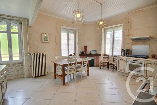 maison à vendre - 7 pièces - 196.2 m2 - JOSNES - 41 - CENTRE - Century 21 Girault Immobilier