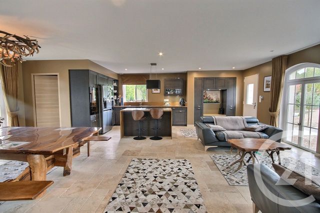 maison à vendre - 4 pièces - 121.0 m2 - LA FERTE ST CYR - 41 - CENTRE - Century 21 Girault Immobilier