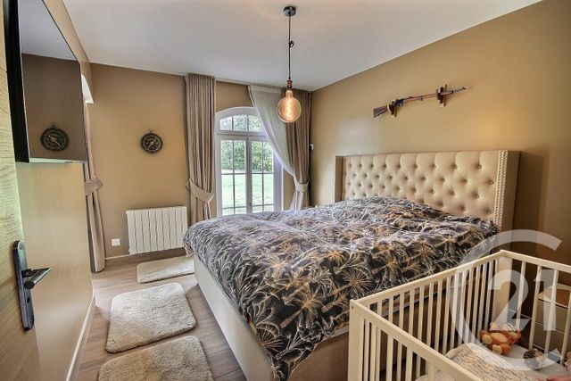 maison à vendre - 4 pièces - 121.0 m2 - LA FERTE ST CYR - 41 - CENTRE - Century 21 Girault Immobilier