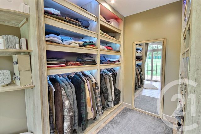 maison à vendre - 4 pièces - 121.0 m2 - LA FERTE ST CYR - 41 - CENTRE - Century 21 Girault Immobilier