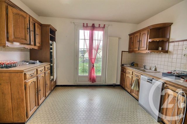 maison à vendre - 6 pièces - 145.56 m2 - LA CHAPELLE ST MARTIN EN PLAINE - 41 - CENTRE - Century 21 Girault Immobilier