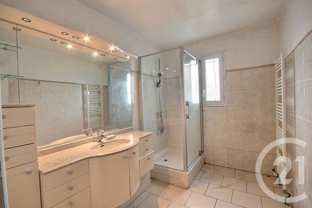 maison à vendre - 6 pièces - 145.56 m2 - LA CHAPELLE ST MARTIN EN PLAINE - 41 - CENTRE - Century 21 Girault Immobilier