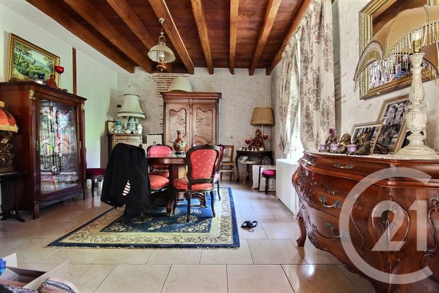 Afficher la photo en grand maison à vendre - 6 pièces - 226.0 m2 - BEAUGENCY - 45 - CENTRE - Century 21 Girault Immobilier