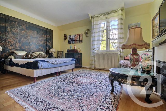 Afficher la photo en grand maison à vendre - 6 pièces - 226.0 m2 - BEAUGENCY - 45 - CENTRE - Century 21 Girault Immobilier