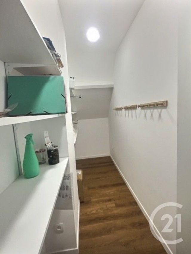 Afficher la photo en grand maison à vendre - 6 pièces - 226.0 m2 - BEAUGENCY - 45 - CENTRE - Century 21 Girault Immobilier