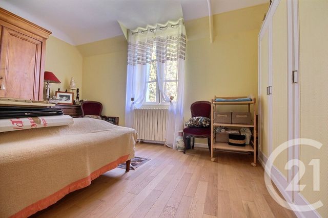 Afficher la photo en grand maison à vendre - 6 pièces - 226.0 m2 - BEAUGENCY - 45 - CENTRE - Century 21 Girault Immobilier