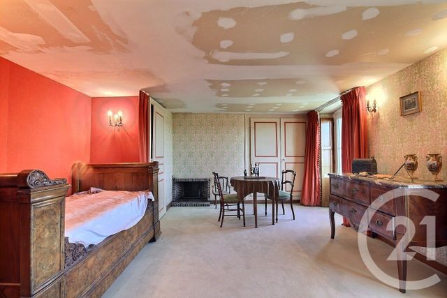maison à vendre - 7 pièces - 279.21 m2 - COUR SUR LOIRE - 41 - CENTRE - Century 21 Girault Immobilier