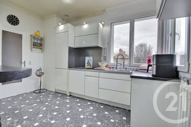 maison à vendre - 5 pièces - 142.0 m2 - LESTIOU - 41 - CENTRE - Century 21 Girault Immobilier