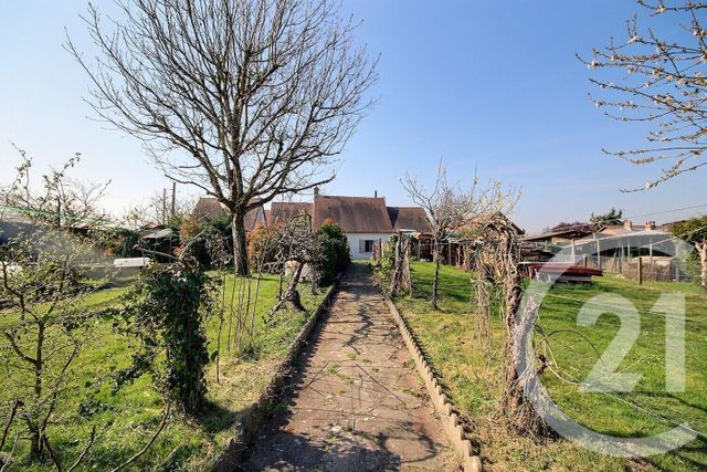 maison à vendre - 5 pièces - 112.0 m2 - HUISSEAU SUR COSSON - 41 - CENTRE - Century 21 Girault Immobilier