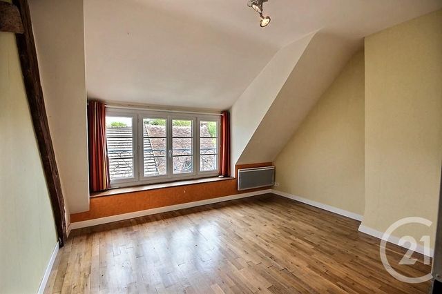 maison à vendre - 5 pièces - 133.0 m2 - AVARAY - 41 - CENTRE - Century 21 Girault Immobilier