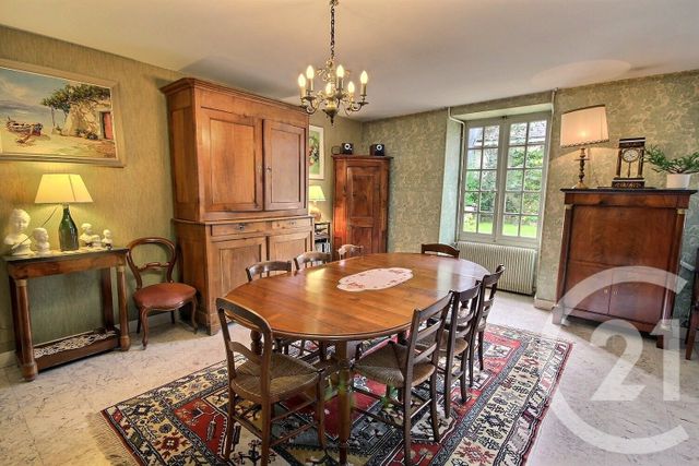 maison à vendre - 6 pièces - 171.19 m2 - VILLEBAROU - 41 - CENTRE - Century 21 Girault Immobilier