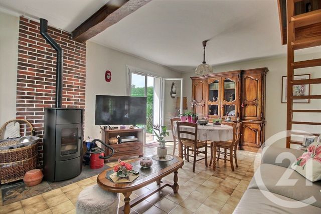 maison à vendre - 5 pièces - 85.0 m2 - CELLETTES - 41 - CENTRE - Century 21 Girault Immobilier