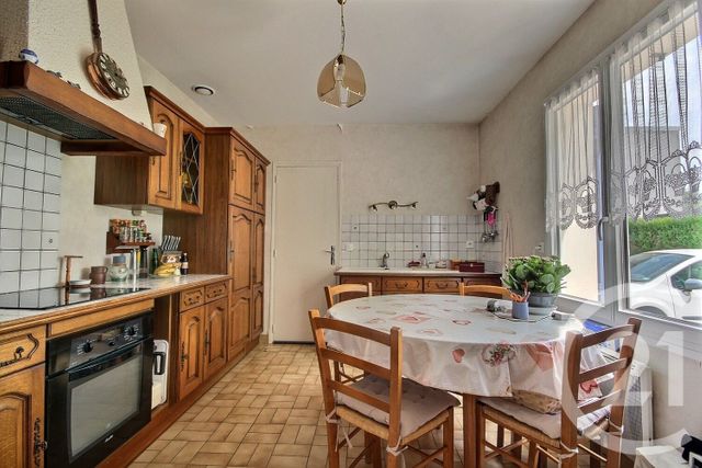 maison à vendre - 5 pièces - 85.0 m2 - CELLETTES - 41 - CENTRE - Century 21 Girault Immobilier