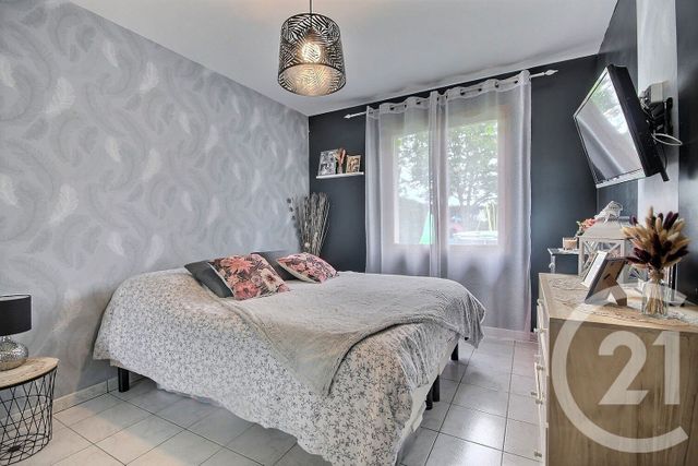 maison à vendre - 5 pièces - 129.77 m2 - LA CHAPELLE ST MARTIN EN PLAINE - 41 - CENTRE - Century 21 Girault Immobilier