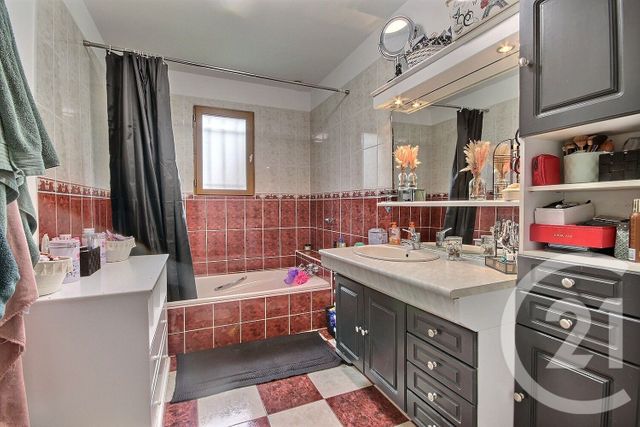 maison à vendre - 5 pièces - 129.77 m2 - LA CHAPELLE ST MARTIN EN PLAINE - 41 - CENTRE - Century 21 Girault Immobilier