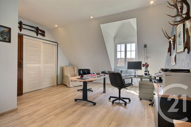 maison à vendre - 7 pièces - 242.5 m2 - VILLEBAROU - 41 - CENTRE - Century 21 Girault Immobilier