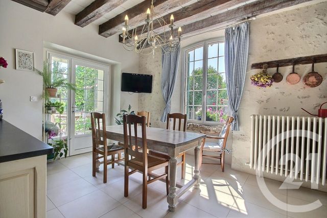 maison à vendre - 7 pièces - 242.5 m2 - VILLEBAROU - 41 - CENTRE - Century 21 Girault Immobilier
