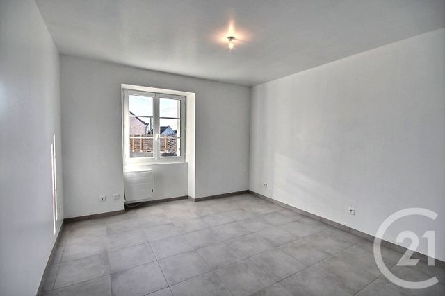 maison à louer - 4 pièces - 98.0 m2 - MAVES - 41 - CENTRE - Century 21 Girault Immobilier