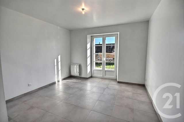 maison à louer - 4 pièces - 98.0 m2 - MAVES - 41 - CENTRE - Century 21 Girault Immobilier